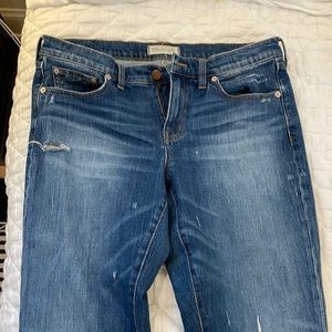 Madewell slim boyfriend jean size 29.